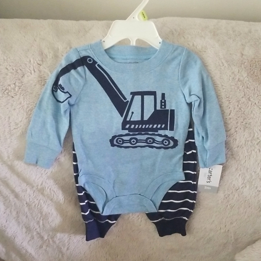 New Carter's baby boy two piece